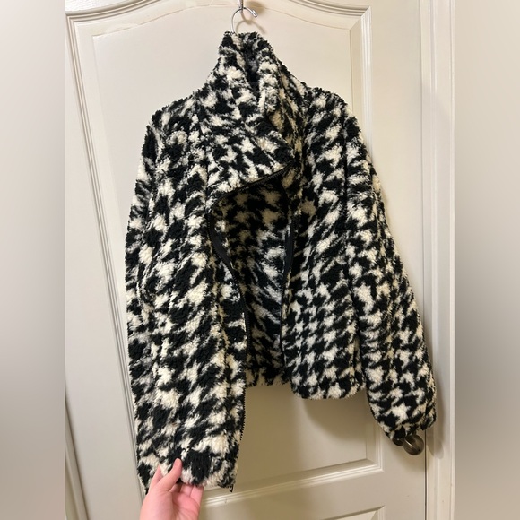 🐆3/$15 NWT SO houndstooth jacket - Picture 7 of 9